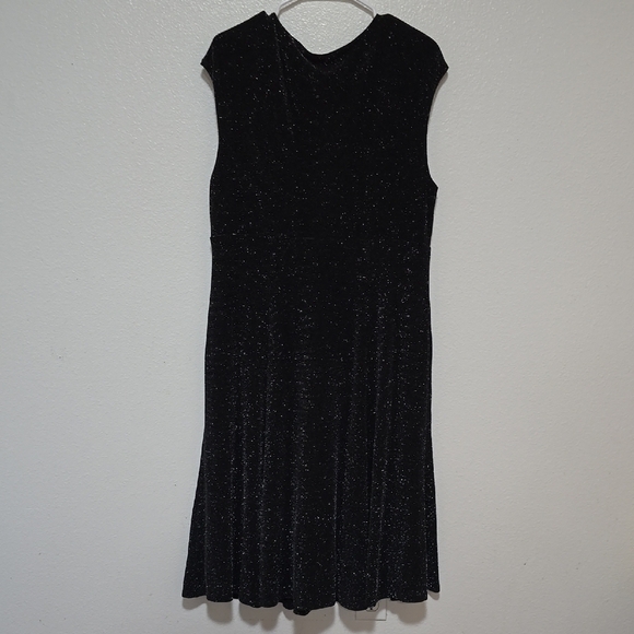 Jones New York Black Sheath Midi Dress V-Neck Sleeveless - Picture 3 of 10